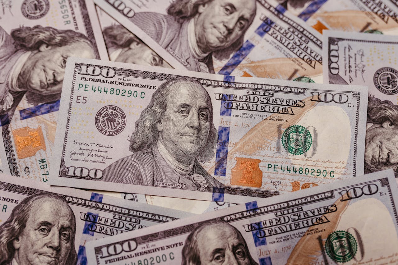 A picture of a $100 bill